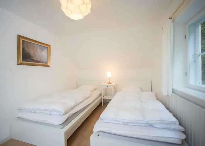 Дом отдыха Snowwhites House *